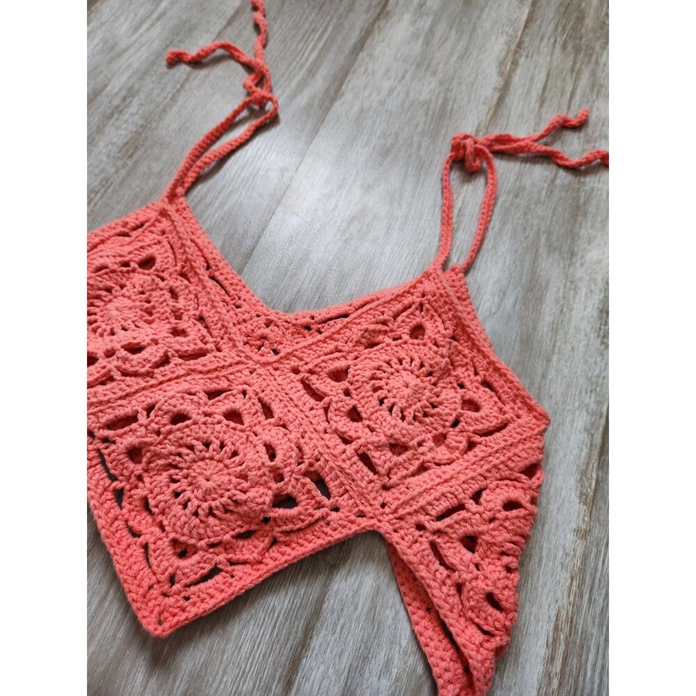 Handmade Crochet Fishtail Crop Top Bubblegum Pink Boho Festival Hippie Knit Sz M - Picture 2 of 7